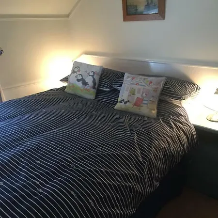 펜션 Bolthole 휫비